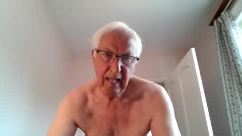 Snapshot of thruster99 chatting on 5, 7, 2026 thruster99 online show from 5, 7, 2026
