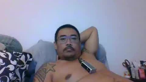 thrustinjustin808 online show from 22, 1, 2025