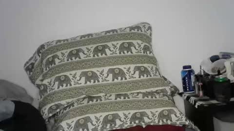 thrustinjustin808 online show from 25, 2, 2026