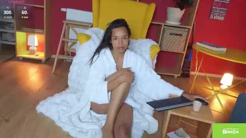 Snapshot of tia_j chatting on 7, 5, 2026 tia_j online show from 7, 5, 2026