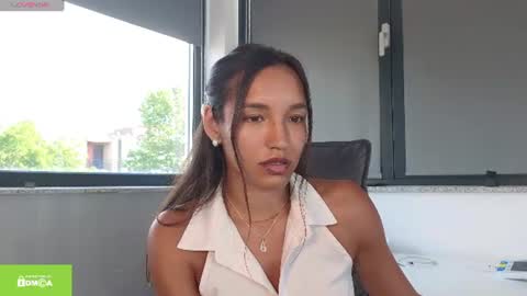 Snapshot of tia_j chatting on 11, 7, 2026 tia_j online show from 11, 7, 2026
