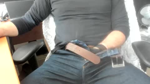 Snapshot of tiamone chatting on 4, 11, 2025 tiamone online show from 4, 11, 2025