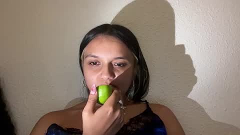Tiana Le online show from 10, 6, 2026