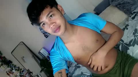 Snapshot of tiara_perezx chatting on 2, 2, 2025 Sam online show from 2, 2, 2025