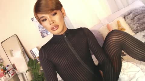 Snapshot of tiara_perezx chatting on 8, 2, 2025 Sam online show from 8, 2, 2025