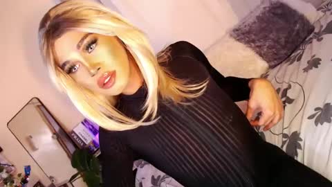 Snapshot of tiara_perezx chatting on 22, 2, 2025 Sam online show from 22, 2, 2025