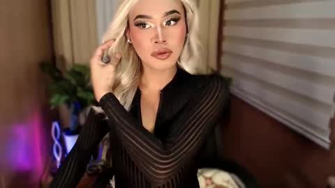 Snapshot of tiara_perezx chatting on 18, 9, 2025 Sam online show from 18, 9, 2025