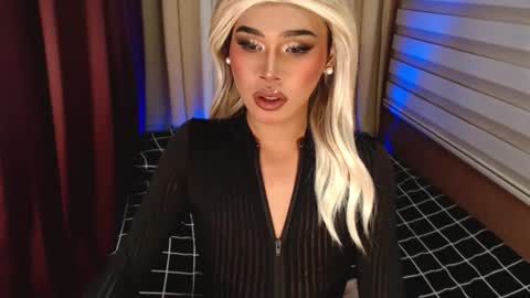 Snapshot of tiara_perezx chatting on 2, 11, 2025 Sam online show from 2, 11, 2025