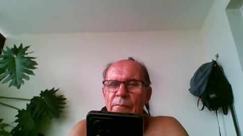 tiaretiareopui online show from 30, 11, 2025