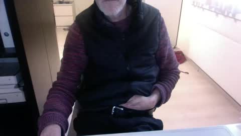 Snapshot of tiburzio chatting on 8, 12, 2024 tiburzio online show from 8, 12, 2024