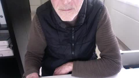 Snapshot of tiburzio chatting on 14, 12, 2024 tiburzio online show from 14, 12, 2024