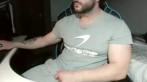 Snapshot of ticolet chatting on 7, 4, 2026 ticolet online show from 7, 4, 2026