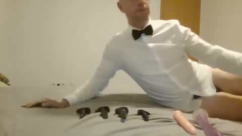 Snapshot of tieboy1991 chatting on 7, 12, 2024 tieboy1991 online show from 7, 12, 2024