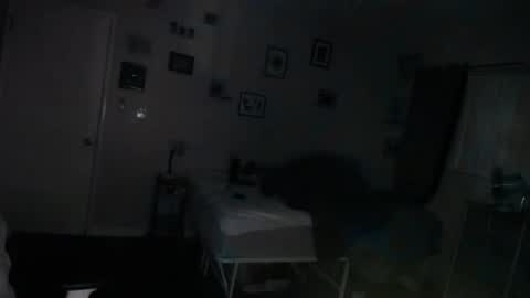 Snapshot of tierrahenri chatting on 19, 11, 2025 Tierra Henri online show from 19, 11, 2025