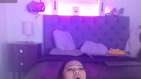 Tifanny Nails  online show from 6, 3, 2025