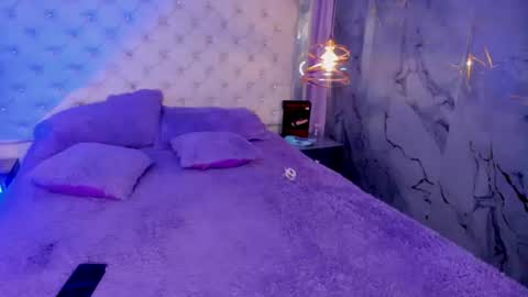 Snapshot of tifanny_val chatting on 6, 7, 2026 Tifanny y Vale online show from 6, 7, 2026