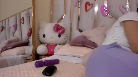    online show from 11, 2, 2025