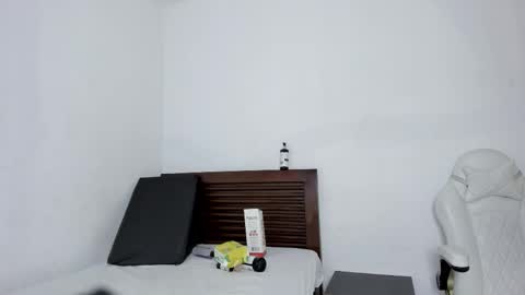 tifanymonroehot online show from 3, 11, 2025