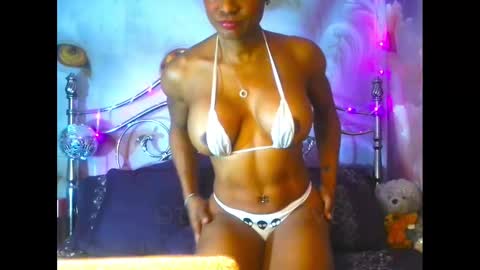 Tiffani Love online show from 27, 1, 2025