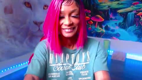 Tiffani Love online show from 16, 9, 2025