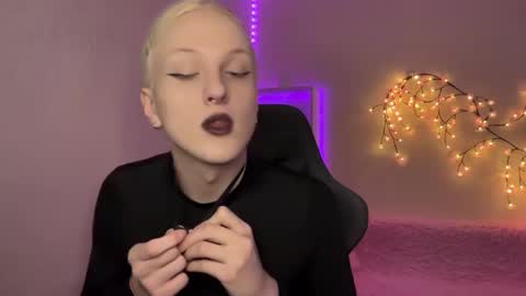 Amira online show from 27, 11, 2025