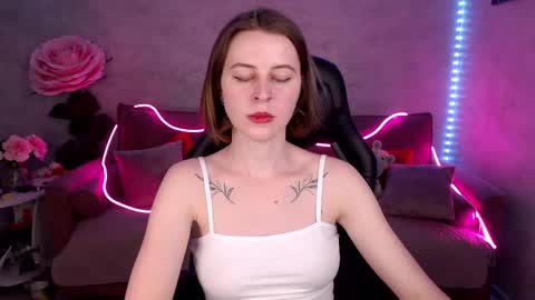 Tiffany online show from 28, 2, 2025