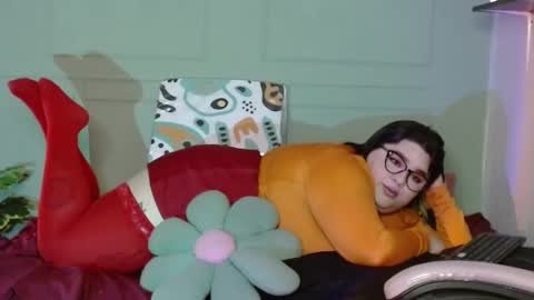 dont forget ask for custom vids  online show from 6, 12, 2024