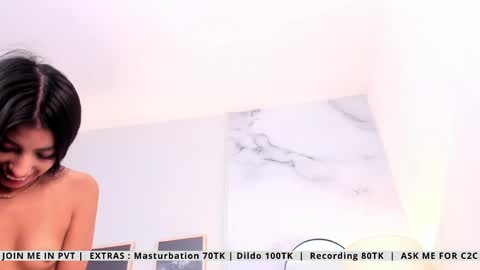 Snapshot of tiffany_low chatting on 15, 4, 2026 tiffany_low online show from 15, 4, 2026