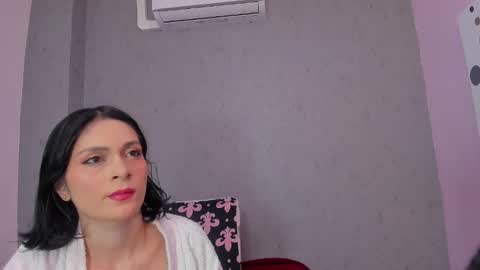 Snapshot of tiffany_mendez chatting on 24, 9, 2025 tiffany_mendez online show from 24, 9, 2025