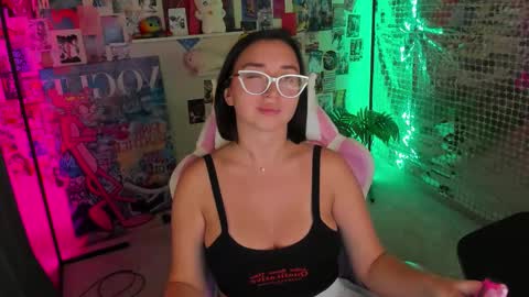 tiffany_robinson online show from 11, 2, 2026