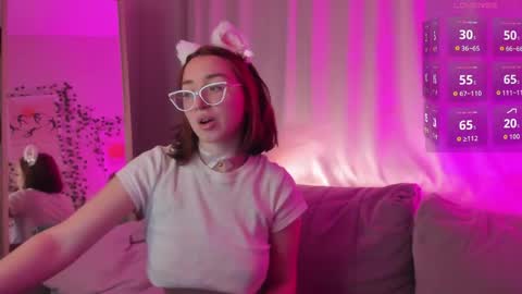 tiffany_robinson online show from 19, 4, 2026