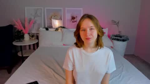 tiffany_roy online show from 7, 1, 2025