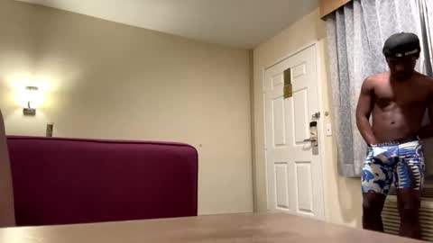 Snapshot of tiffanyandnato chatting on 15, 11, 2025 tiffanyandnato online show from 15, 11, 2025