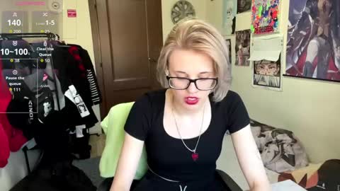 Snapshot of tiffanydziewanowski chatting on 24, 5, 2026 Tiffany online show from 24, 5, 2026