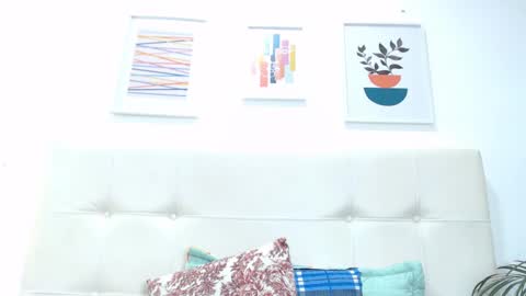 Tifanny Fox online show from 8, 2, 2025