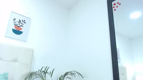 Tifanny Fox online show from 25, 2, 2025