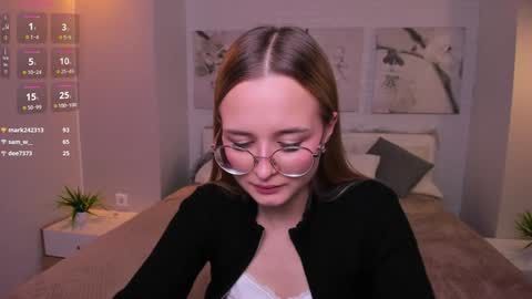 Tiffany online show from 3, 2, 2025