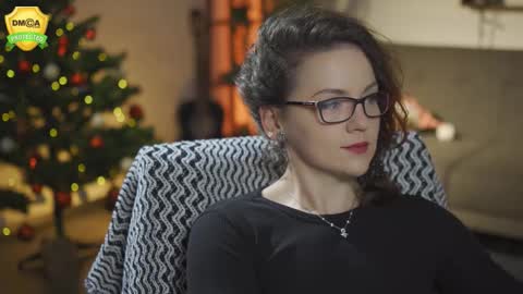 tiffanyriox online show from 19, 12, 2025