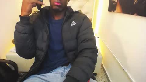 Snapshot of tigga_sall chatting on 23, 10, 2025 Tigga Sall online show from 23, 10, 2025