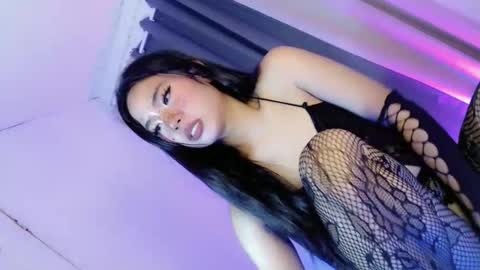 tight_elliana online show from 15, 9, 2025
