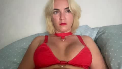 CaliforniaGoddess online show from 24, 12, 2024
