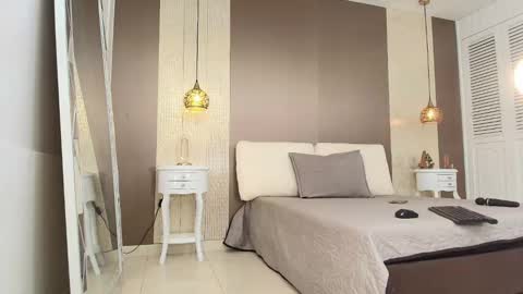 T I F F A N Y online show from 15, 9, 2025