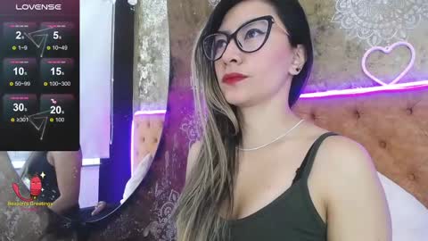 TILA TEQUILA online show from 22, 2, 2025