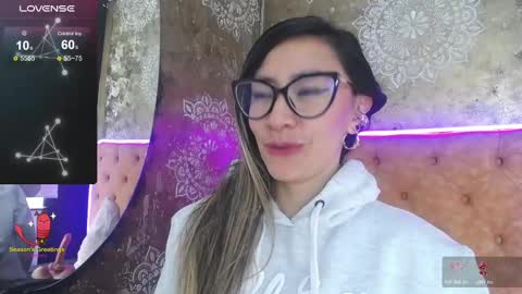 TILA TEQUILA online show from 8, 3, 2025