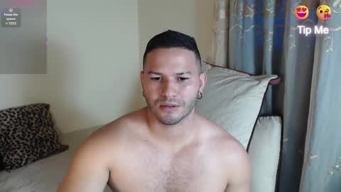 Snapshot of tim_and_sam chatting on 21, 11, 2025 Timothy and Santy online show from 21, 11, 2025