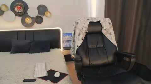 ask me online show from 5, 1, 2025