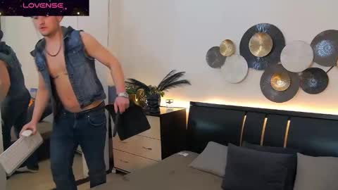 ask me online show from 5, 3, 2025