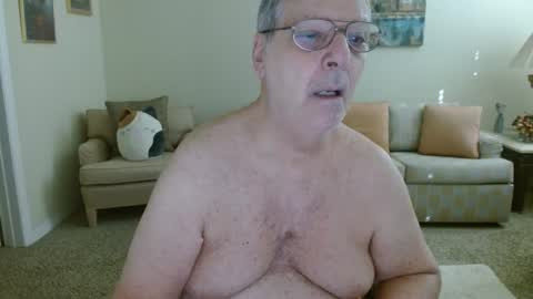 Snapshot of timealone120000 chatting on 4, 10, 2025 timealone120000 online show from 4, 10, 2025