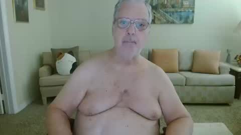 Snapshot of timealone120000 chatting on 19, 10, 2025 timealone120000 online show from 19, 10, 2025