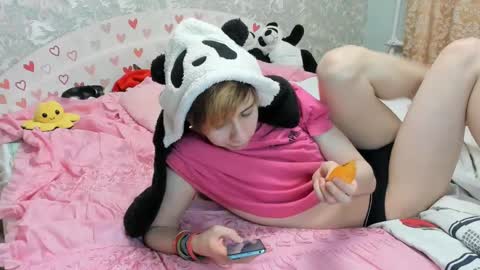 Snapshot of timothy_fox chatting on 18, 2, 2025 Timothy Fox online show from 18, 2, 2025